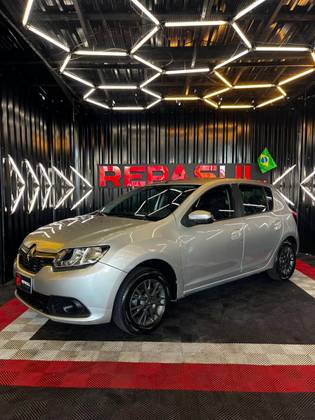 RENAULT SANDERO 1.0 EXPRESSION 16V FLEX 4P MANUAL RENAULT SANDERO 1.0 EXPRESSION 16V FLEX 4P MANUAL